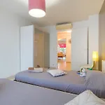 아파트 Avec Clim Et Terrasse 앙티브