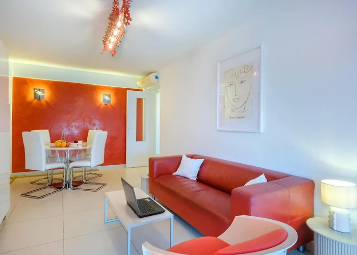 Apartment Avec Clim Et Terrasse