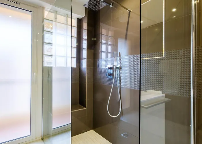 Avec Clim Et Terrasse Apartment Antibes