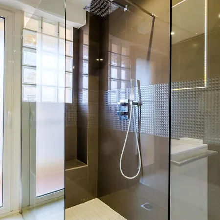 Avec Clim Et Terrasse Apartment Antibes