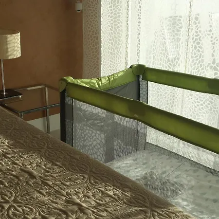 דירה Avec Clim Et Terrasse אנטיב